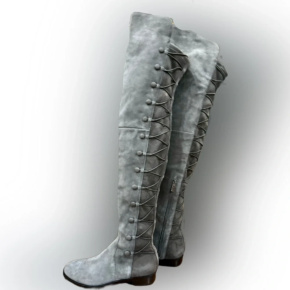 Vince Camuto excellent preowned